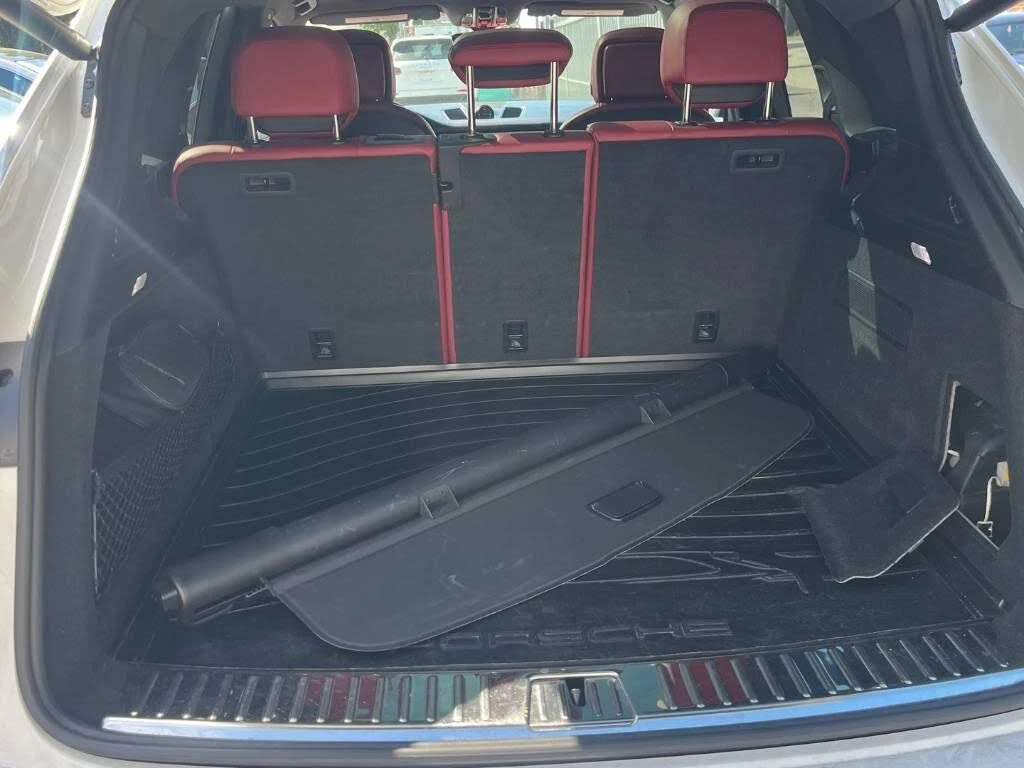 Porsche Cayenne ПОДГРЕВ* ОБДУХВАНЕ* 360КАМЕРА* LANE* ASSIST* , снимка 15 - Автомобили и джипове - 56213110