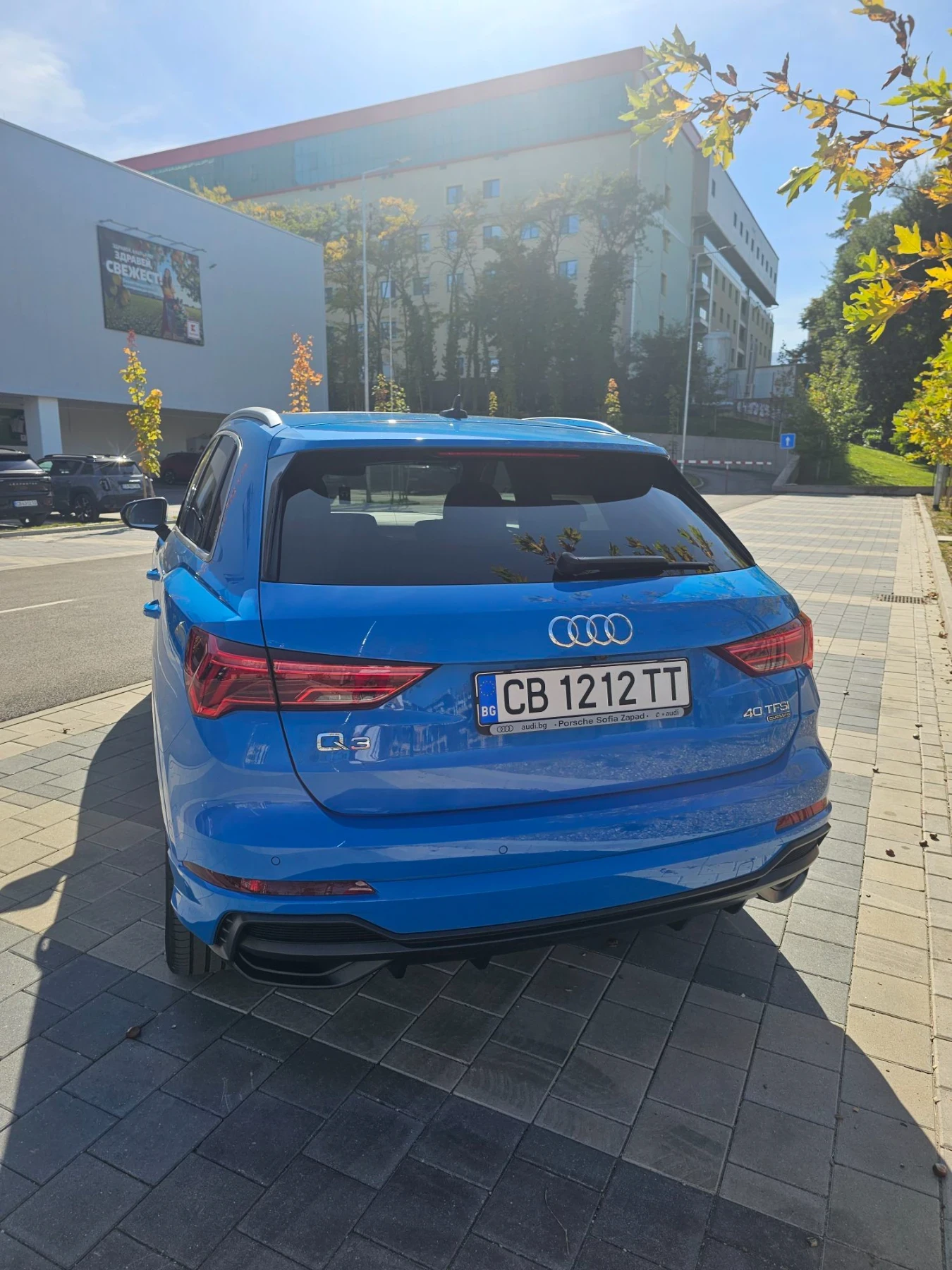 Audi Q3 2.0 TFSI S line, снимка 6 - Автомобили и джипове - 56425256