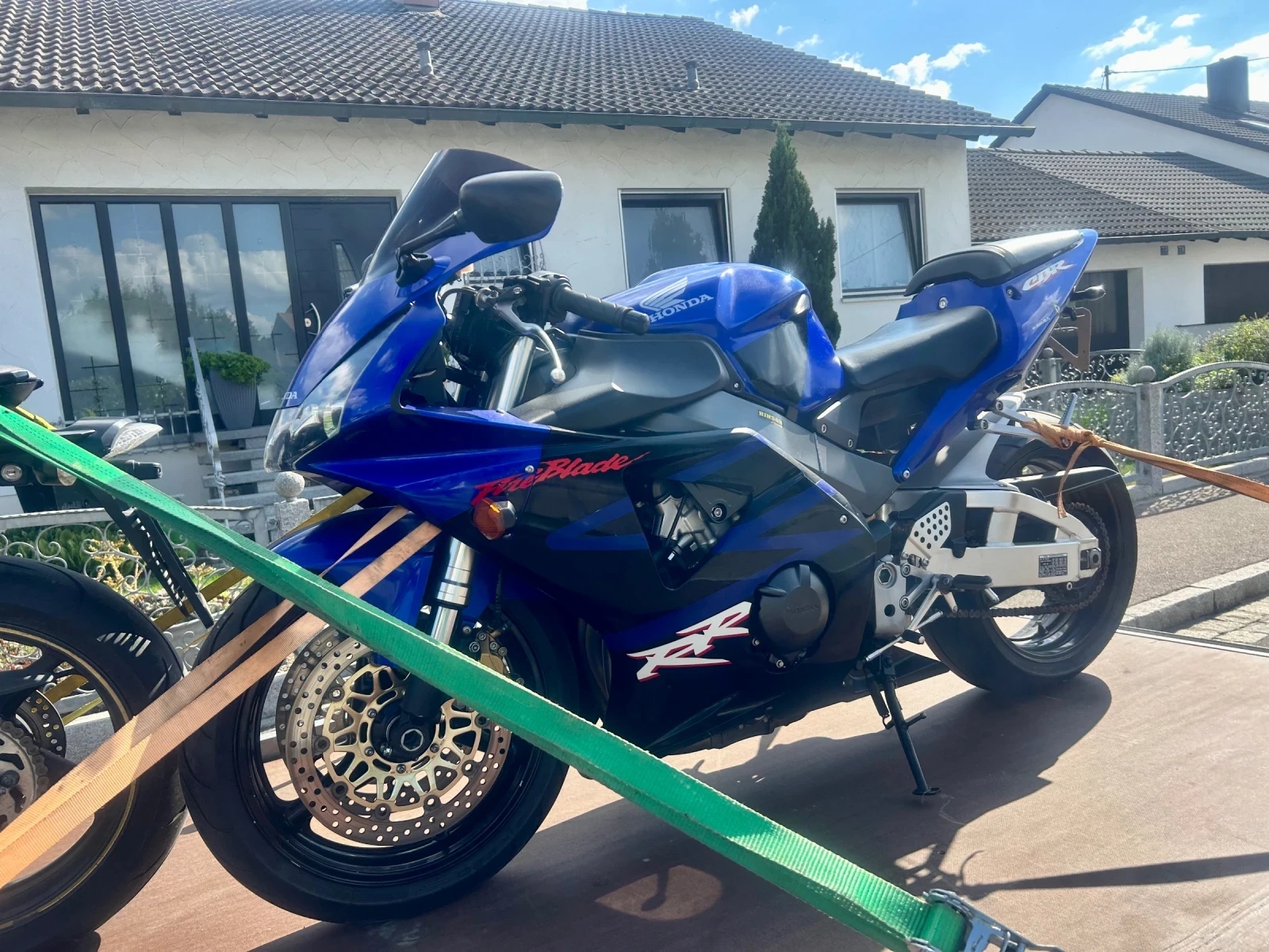 Honda Cbr CBR 954 RR - изображение 5