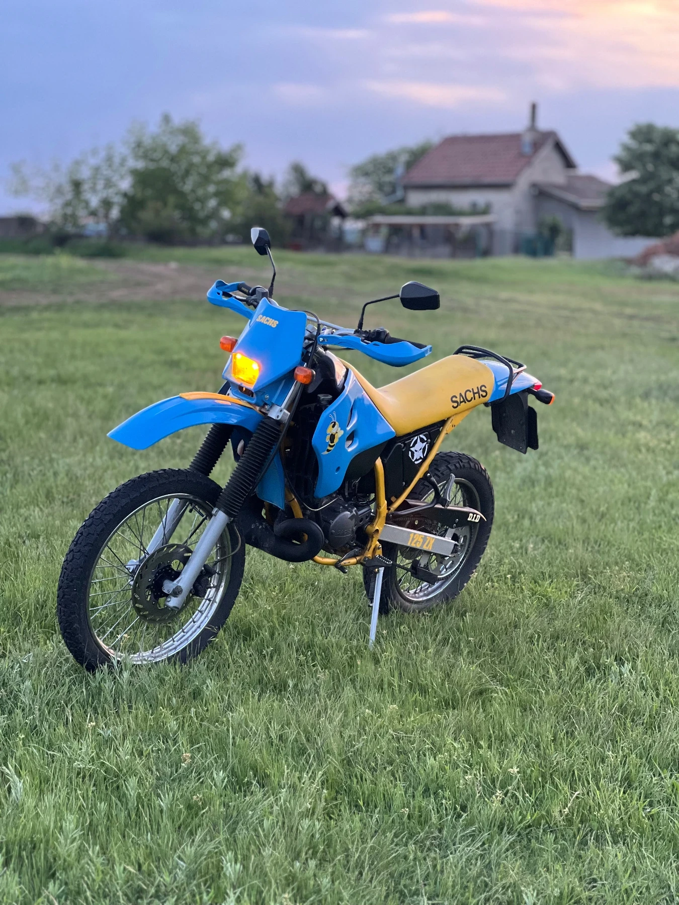 Yamaha Dt 125, снимка 4 - Мотоциклети и мототехника - 54248432