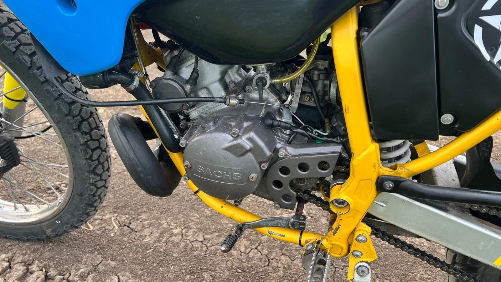 Yamaha Dt 125, снимка 8 - Мотоциклети и мототехника - 54248432