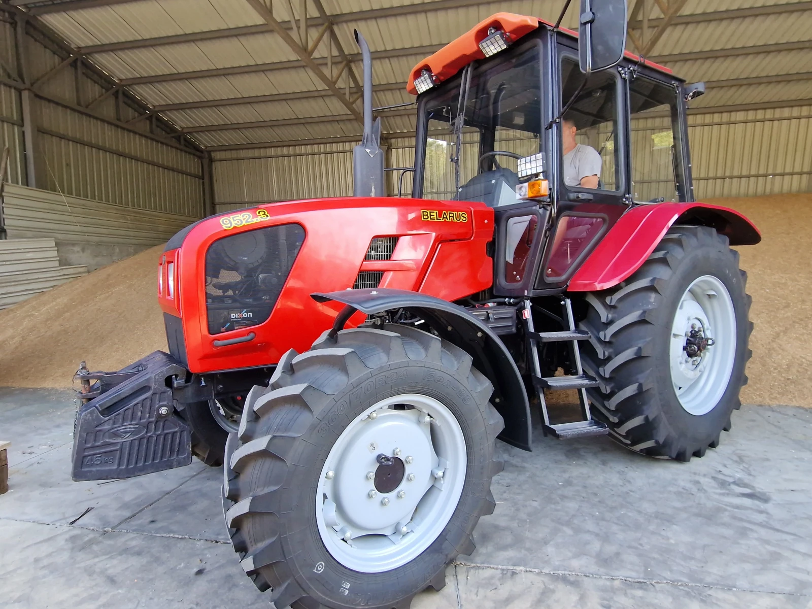 Трактор Беларус 952.3