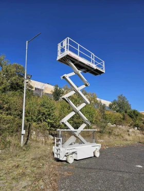 Автовишка Друга марка Holland Lift 108 EL 12, снимка 5