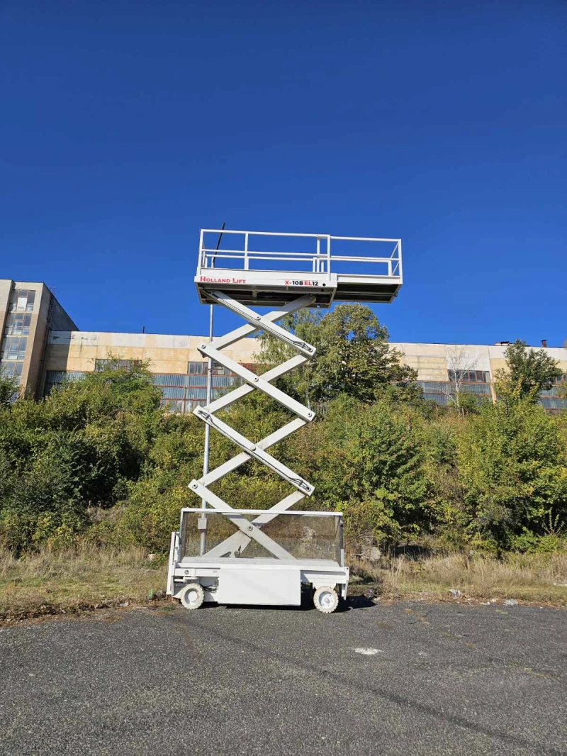 Автовишка Друга марка Holland Lift 108 EL 12, снимка 4 - Индустриална техника - 49161211