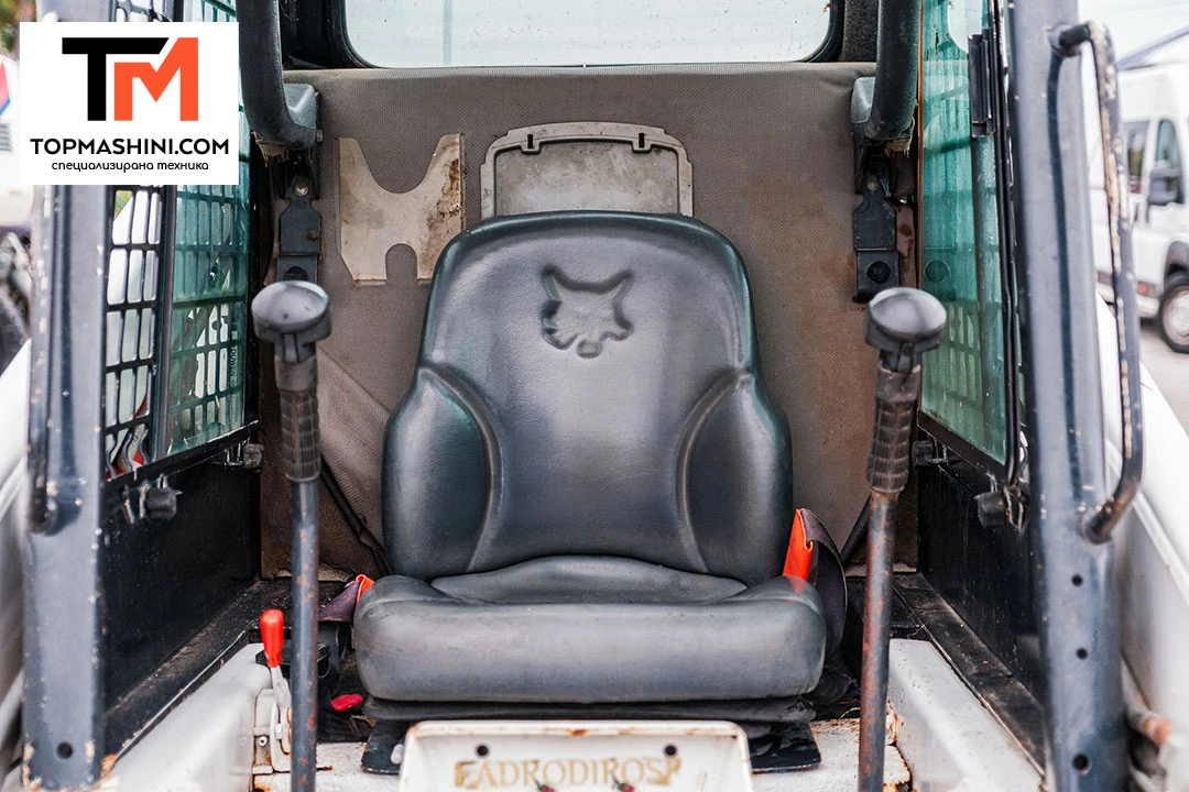 Мини челни товарачи Bobcat S130 - изображение 6