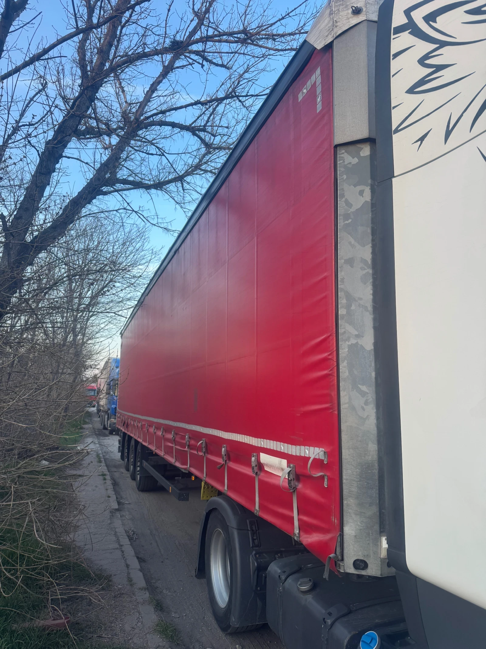 Полуремарке Schmitz Varios, снимка 2 - Ремаркета - 53817943