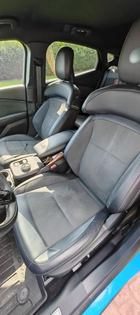 Ford Mustang Mach-E GT, снимка 6