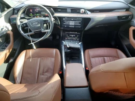 Audi E-Tron Premium, снимка 8