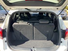 Kia Carens 1.7 CRDI FACELIFT 7 МЕСТЕН, снимка 10
