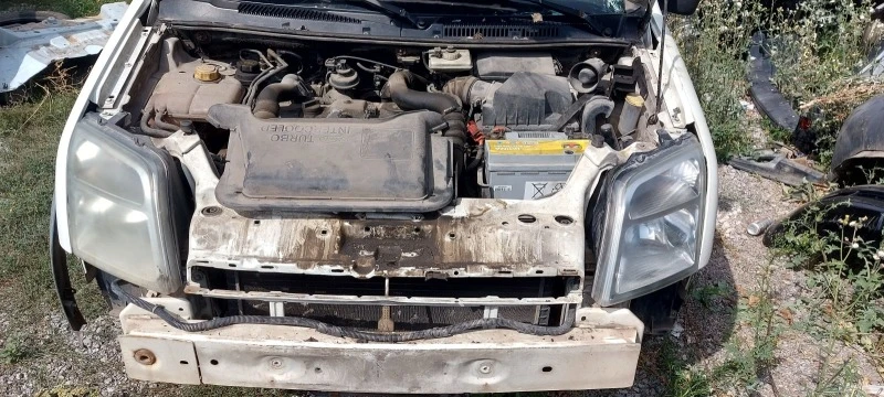 Ford Connect 1.8tdci, снимка 7 - Автомобили и джипове - 42157015