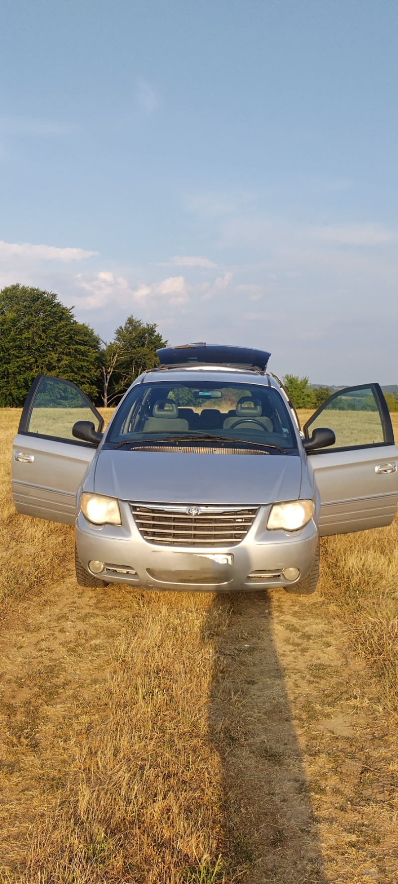 Chrysler Gr.voyager, снимка 5 - Автомобили и джипове - 46626210