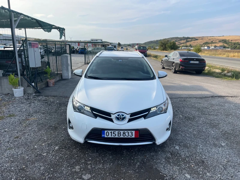 Toyota Auris 1.8 Xibrid Разпродаба!!, снимка 1 - Автомобили и джипове - 46970588