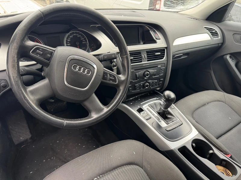 Audi A4 2.0TDI Automatic, снимка 3 - Автомобили и джипове - 48125147