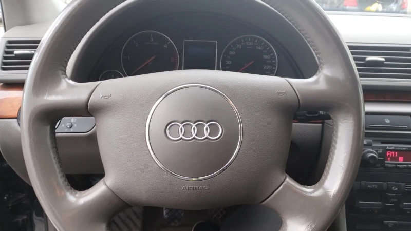 Audi A4 1.9 tdi 6ск 131к.с., снимка 12 - Автомобили и джипове - 49190850