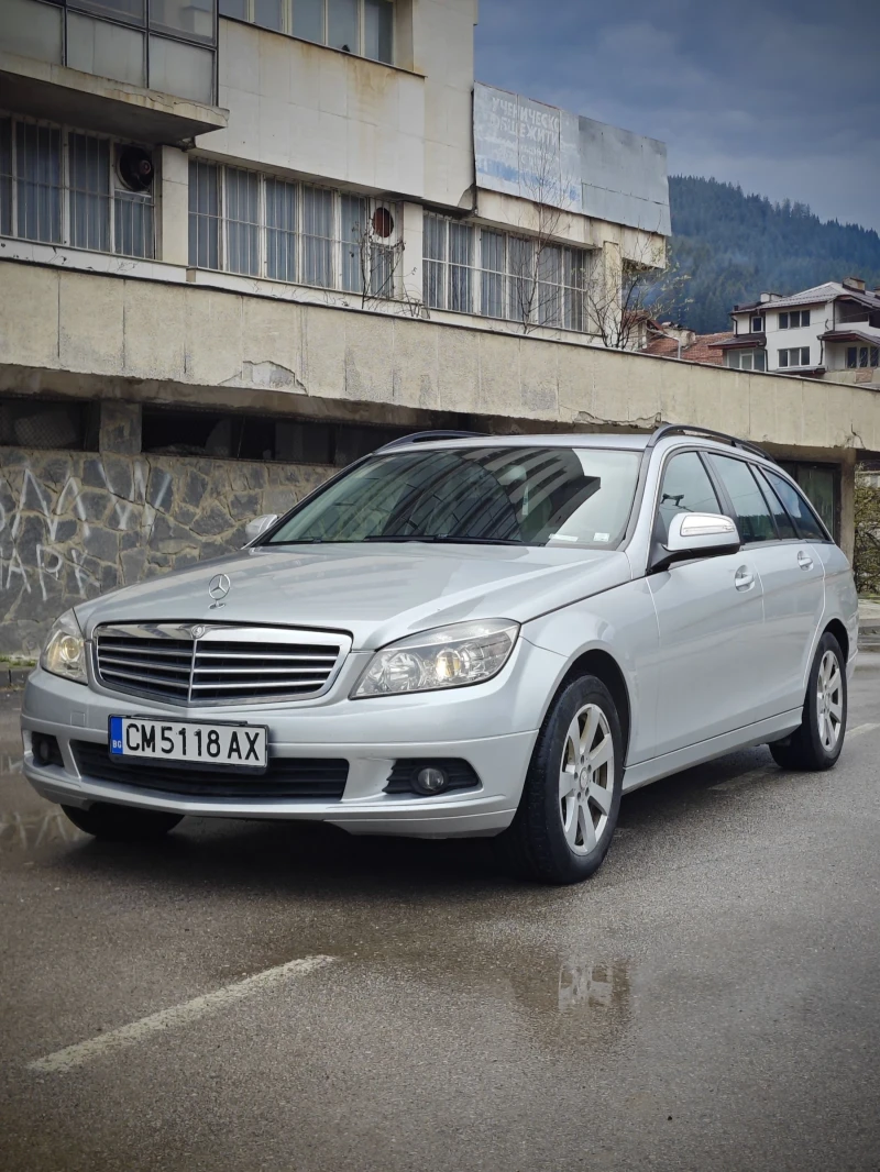 Mercedes-Benz C 220, снимка 2 - Автомобили и джипове - 51063759