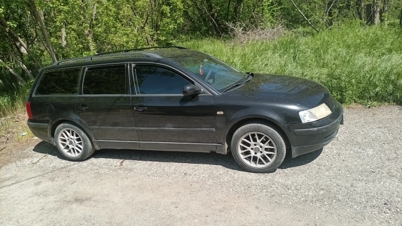 VW Passat 1.6 , снимка 3 - Автомобили и джипове - 52526304