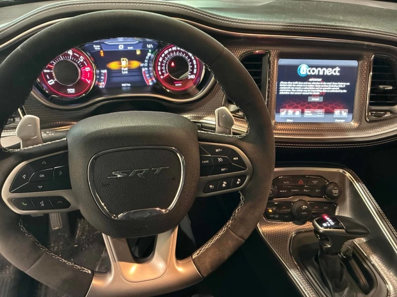Dodge Challenger  SRT Hellcat /NAVI/DISTRONIC/, снимка 9 - Автомобили и джипове - 53376802