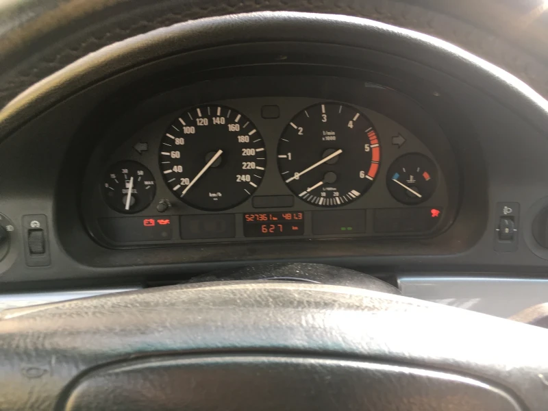 BMW 530, снимка 7 - Автомобили и джипове - 53539198