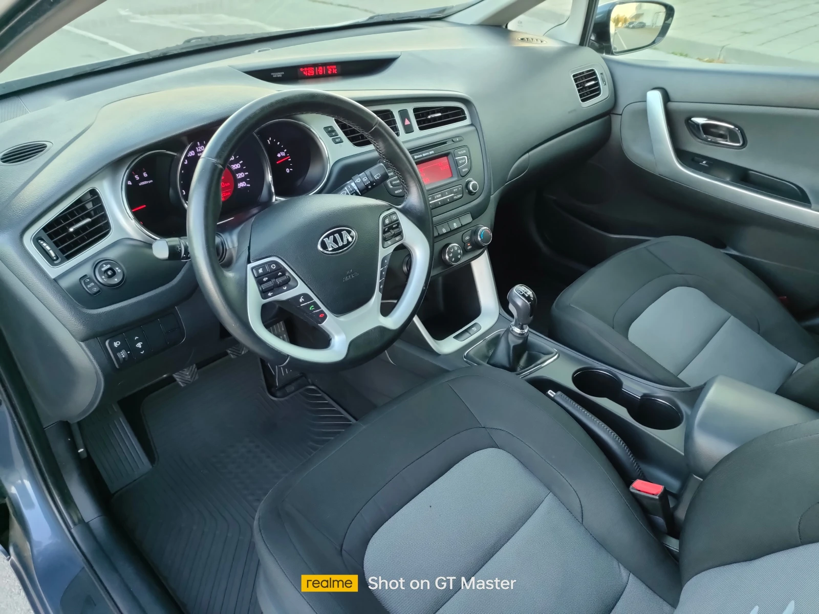 Kia Ceed 1.6crdi-LED-euro-5 - изображение 9