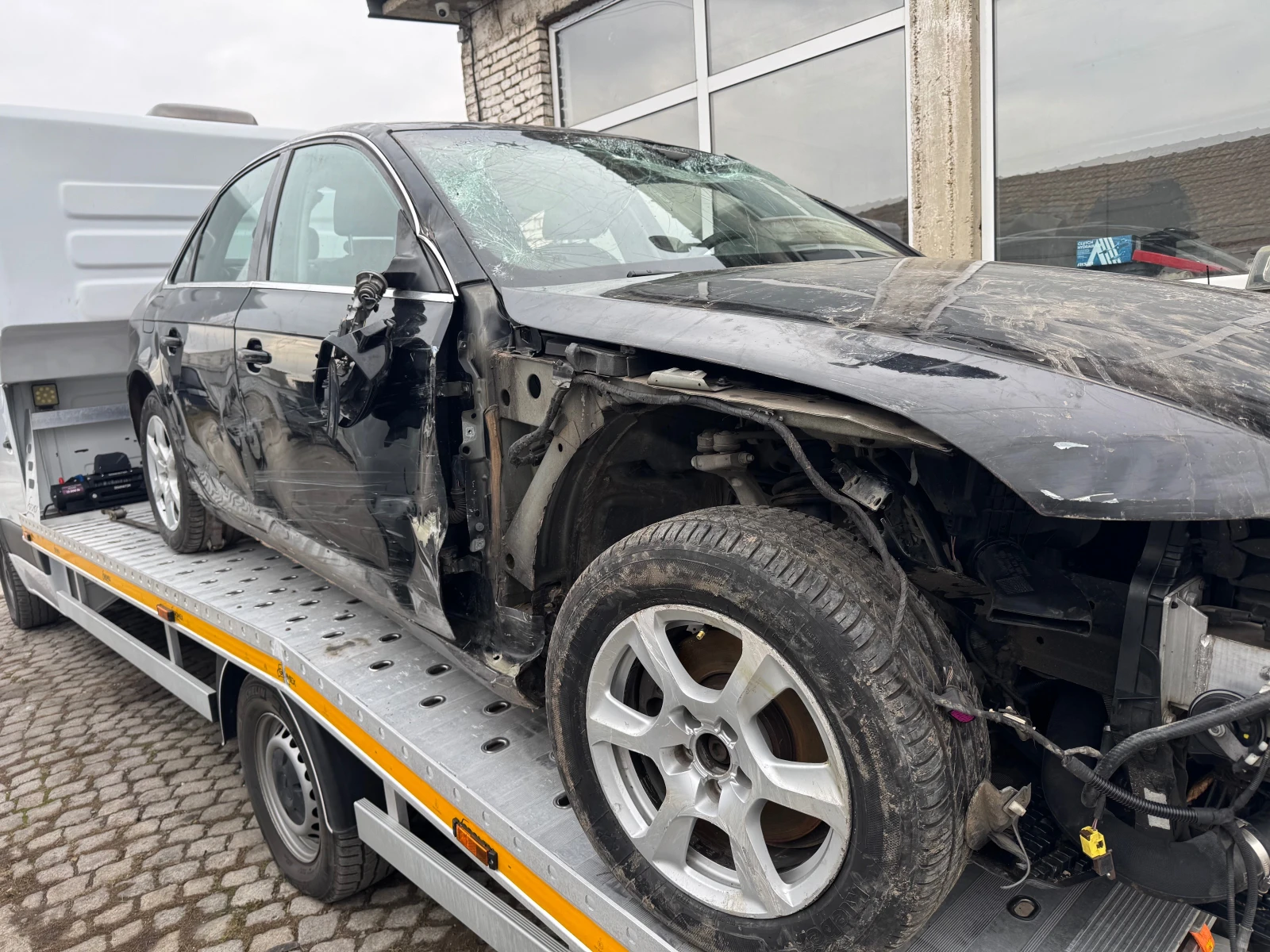 Audi A4 2.0TDI Automatic | Mobile.bg   13