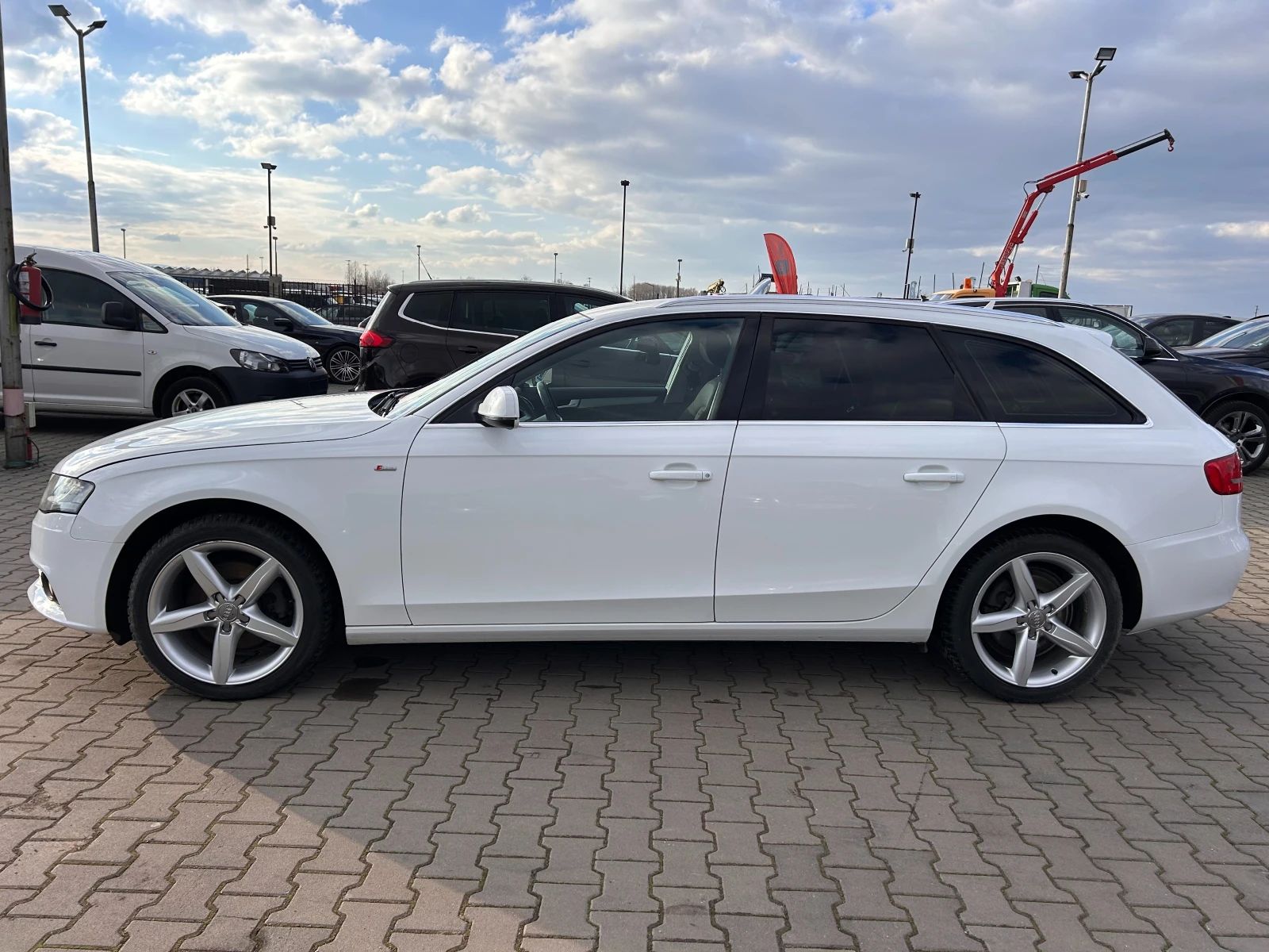 Audi A4 2.0TDI AVTOMAT/NAVI EURO 5  - изображение 9