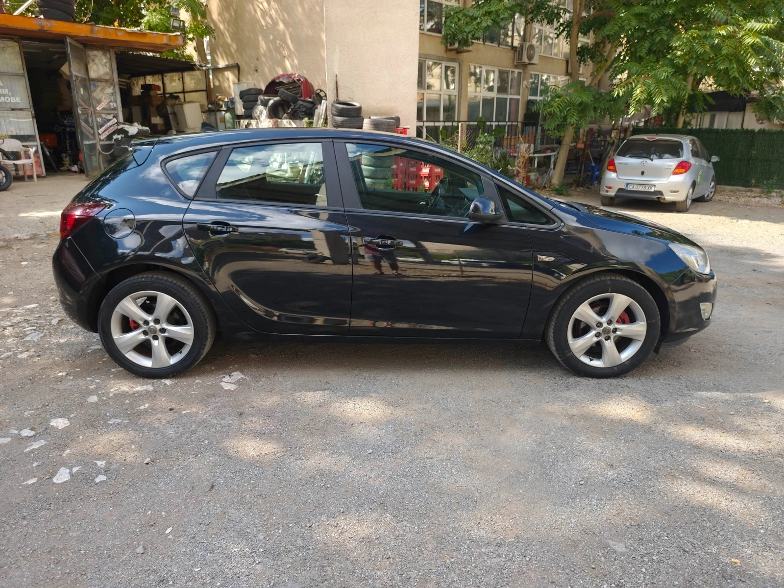 Opel Astra 1, 4i - изображение 4
