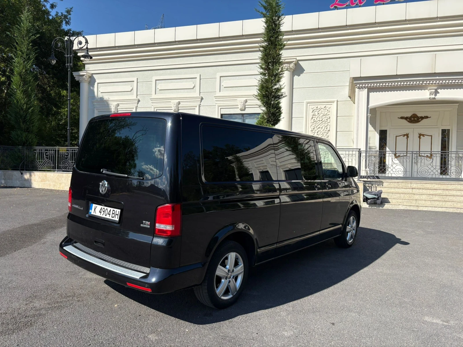 VW Multivan Caravelle 4x4 - изображение 4