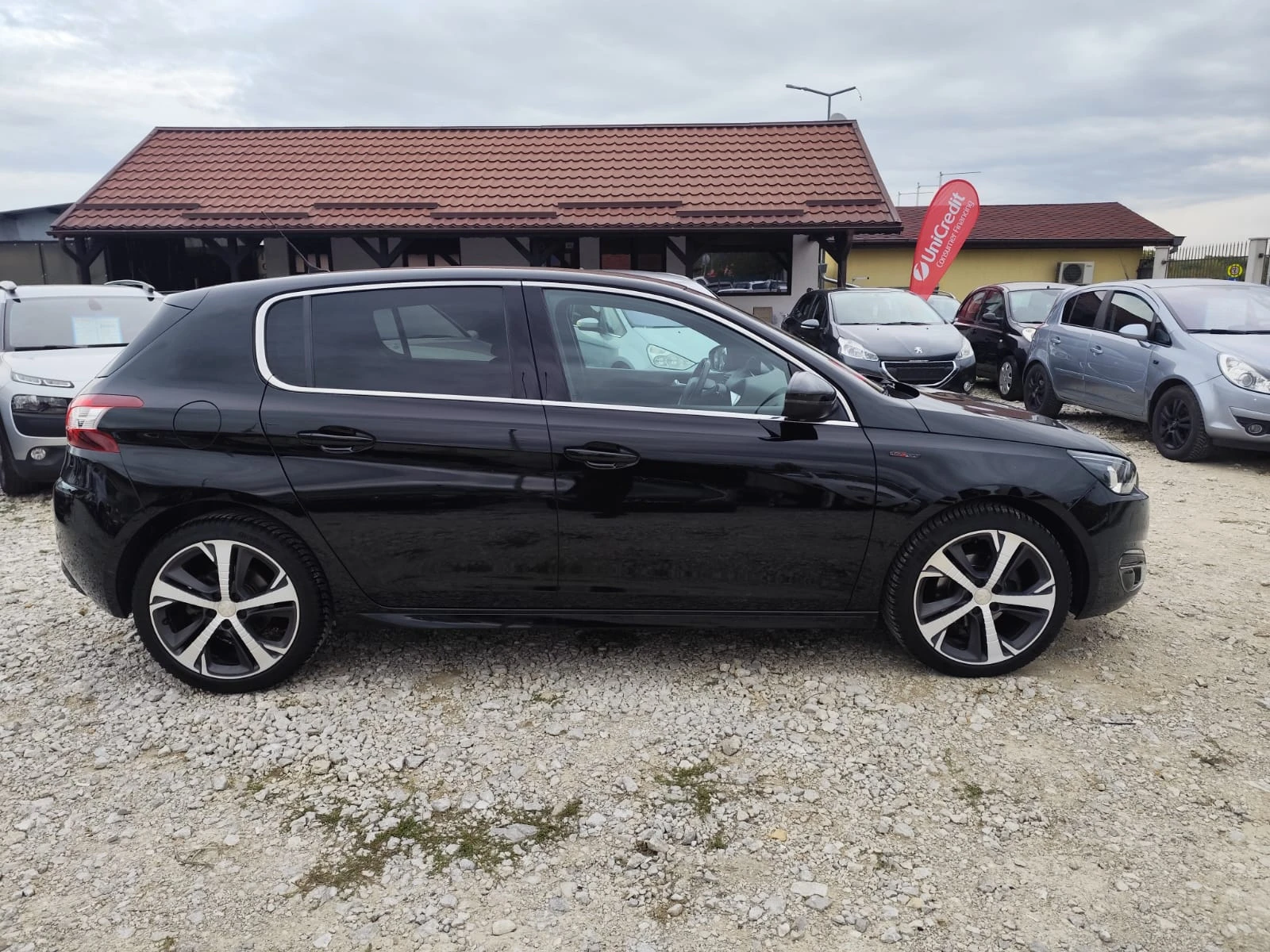 Peugeot 308 1.6 дизел Италия  GT-Line - изображение 4
