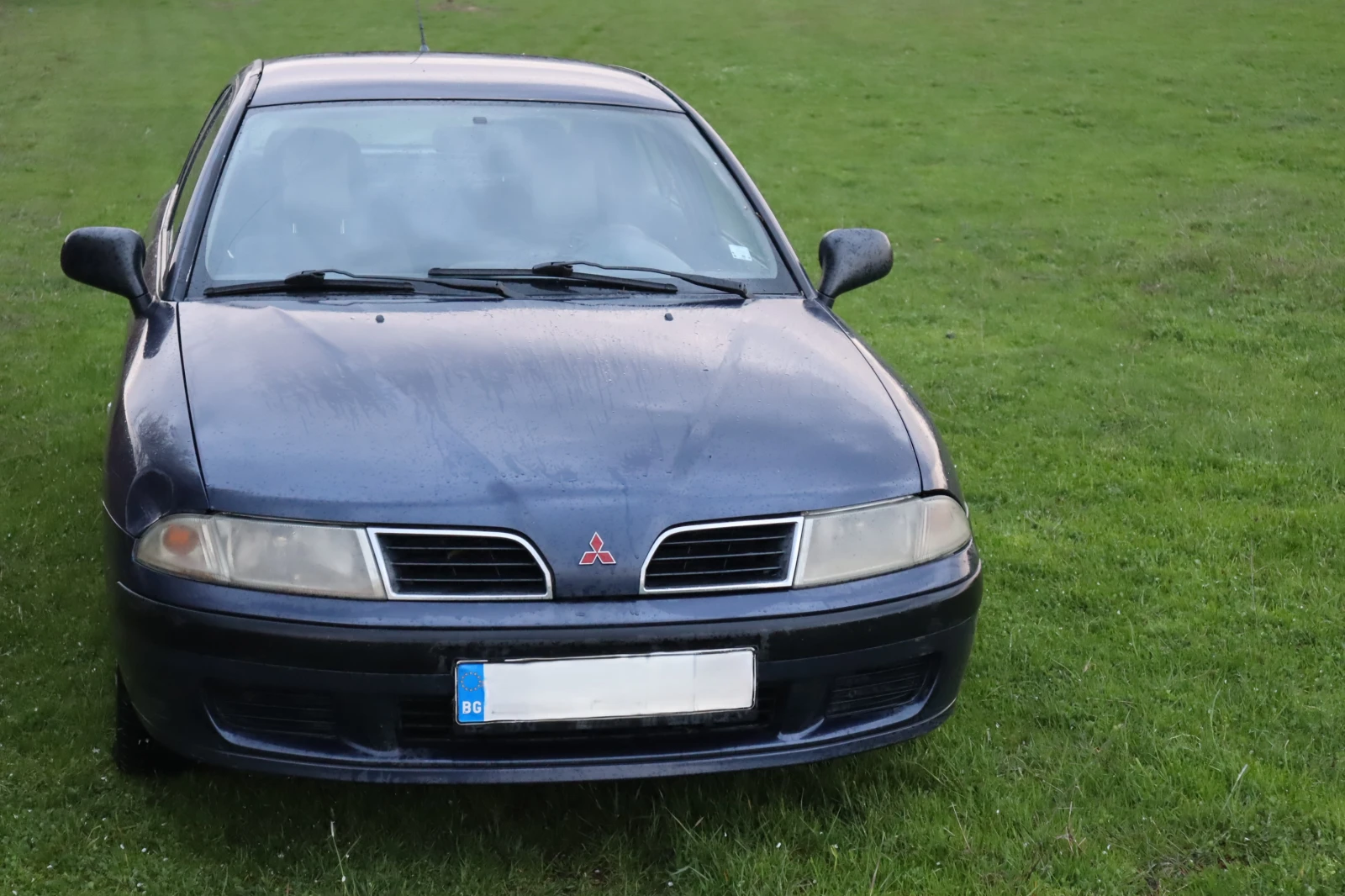 Mitsubishi Carisma, снимка 3 - Автомобили и джипове - 54057675