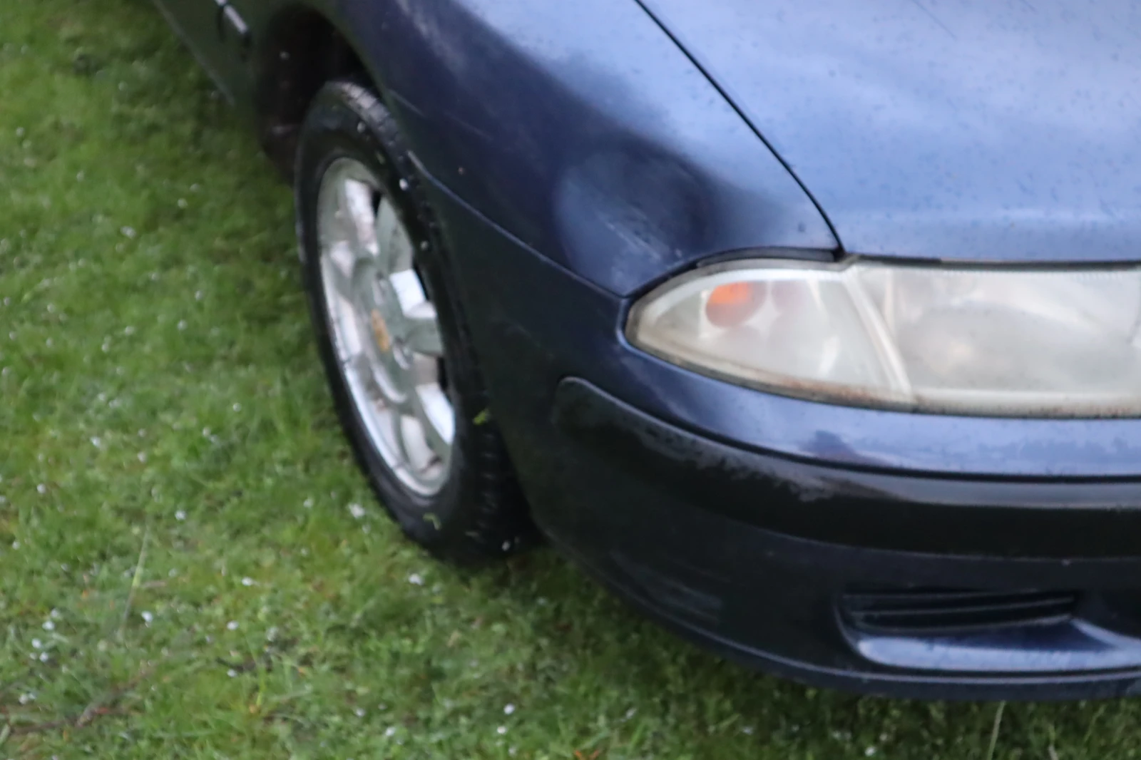 Mitsubishi Carisma, снимка 11 - Автомобили и джипове - 54057675