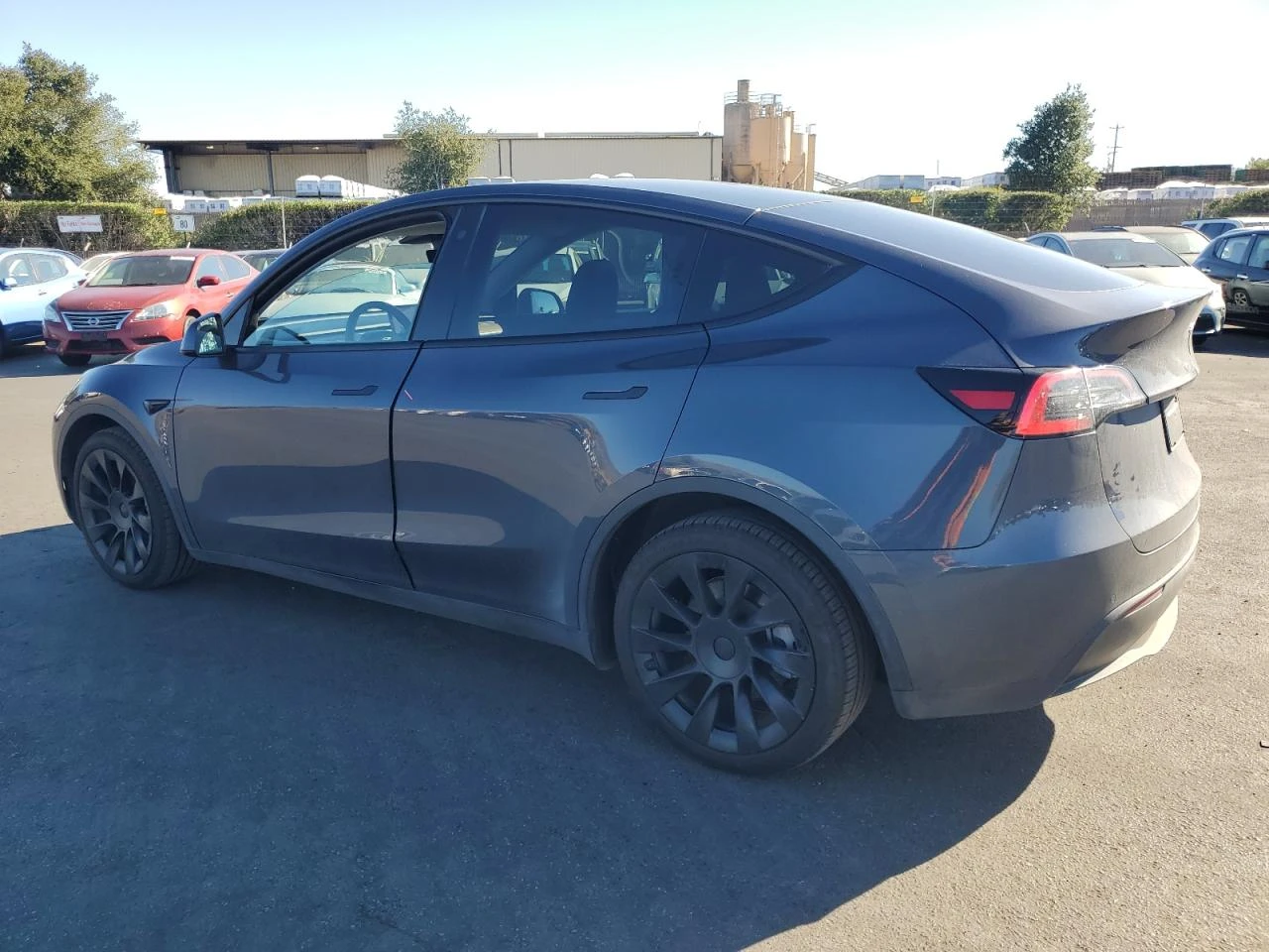 Tesla Model Y, снимка 2 - Автомобили и джипове - 54193210
