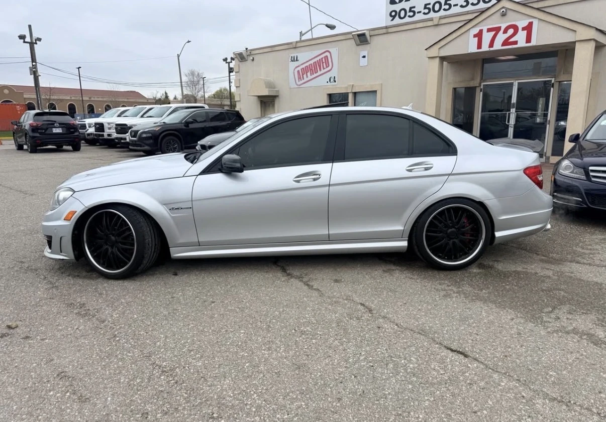 Mercedes-Benz C 63 AMG FACE * ШИБИДАХ * КАМЕРА * СЕРВИЗНА ИСТОРИЯ * , снимка 3 - Автомобили и джипове - 54747771