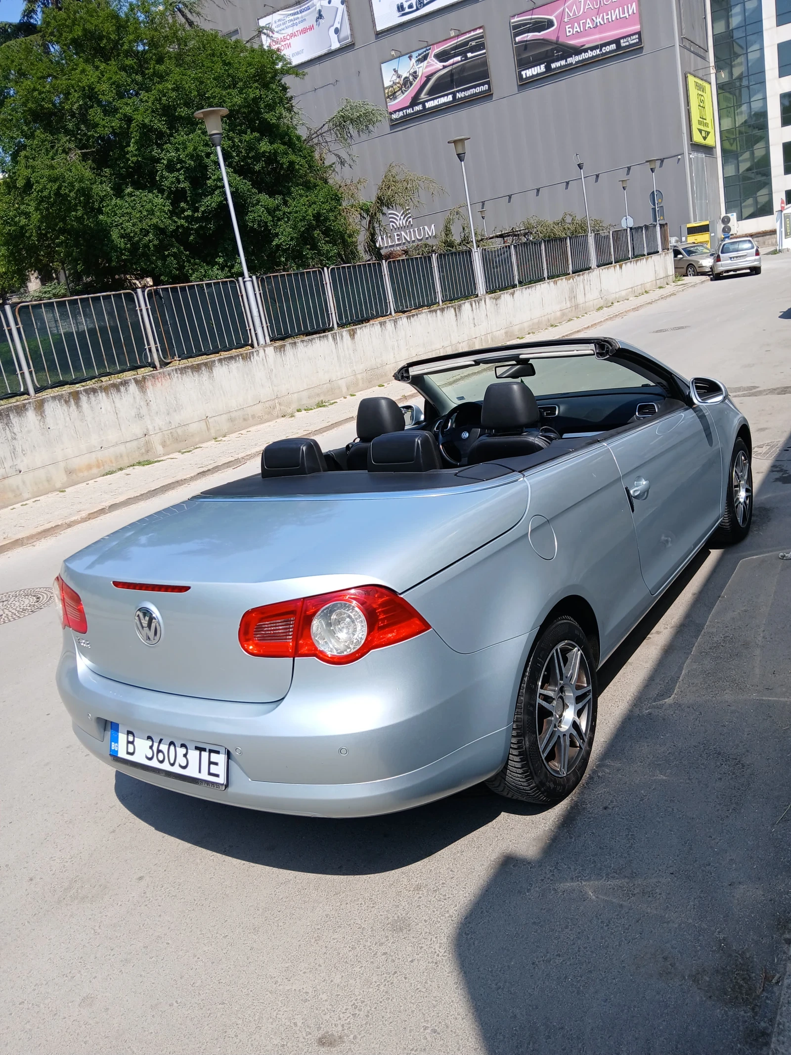 VW Eos, снимка 4 - Автомобили и джипове - 54800650