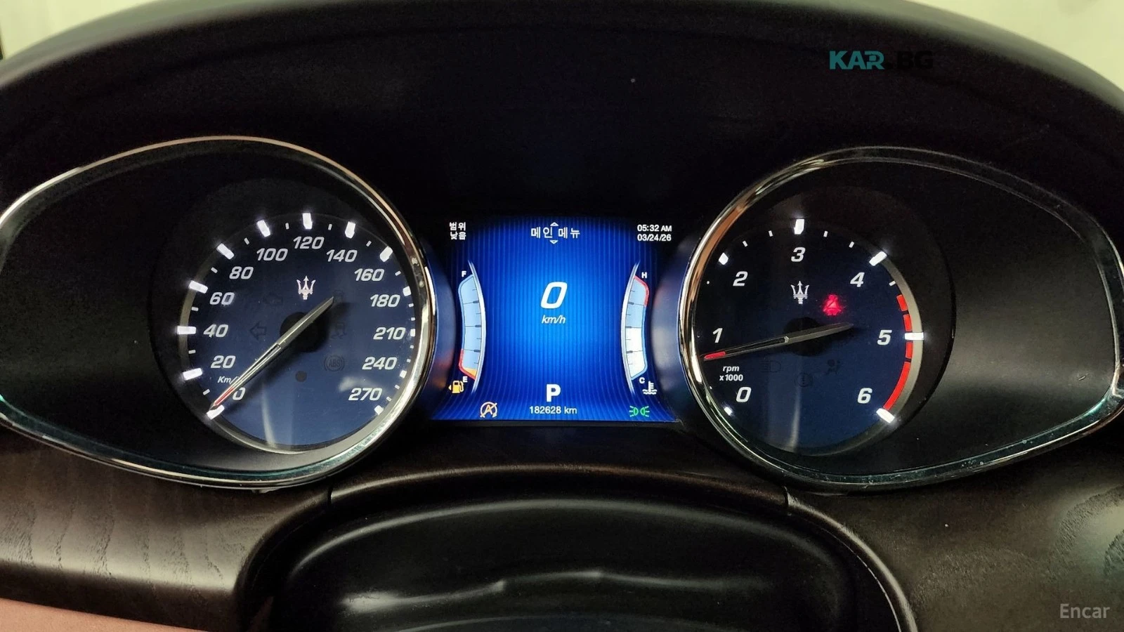 Maserati Quattroporte 3.0 DIESEL* PANO* ОБДУХВ* ПОДГРЕВ* НАВИ* КАМЕРА, снимка 8 - Автомобили и джипове - 54850002