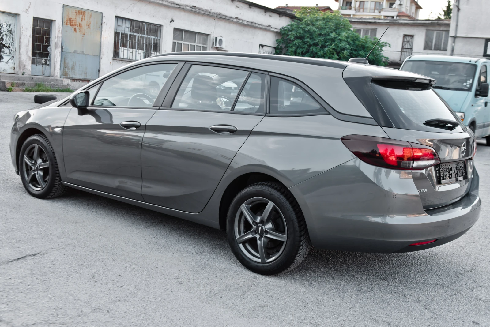 Opel Astra 1.6 CDTi - NAVI - MEDIA, снимка 5 - Автомобили и джипове - 55007115