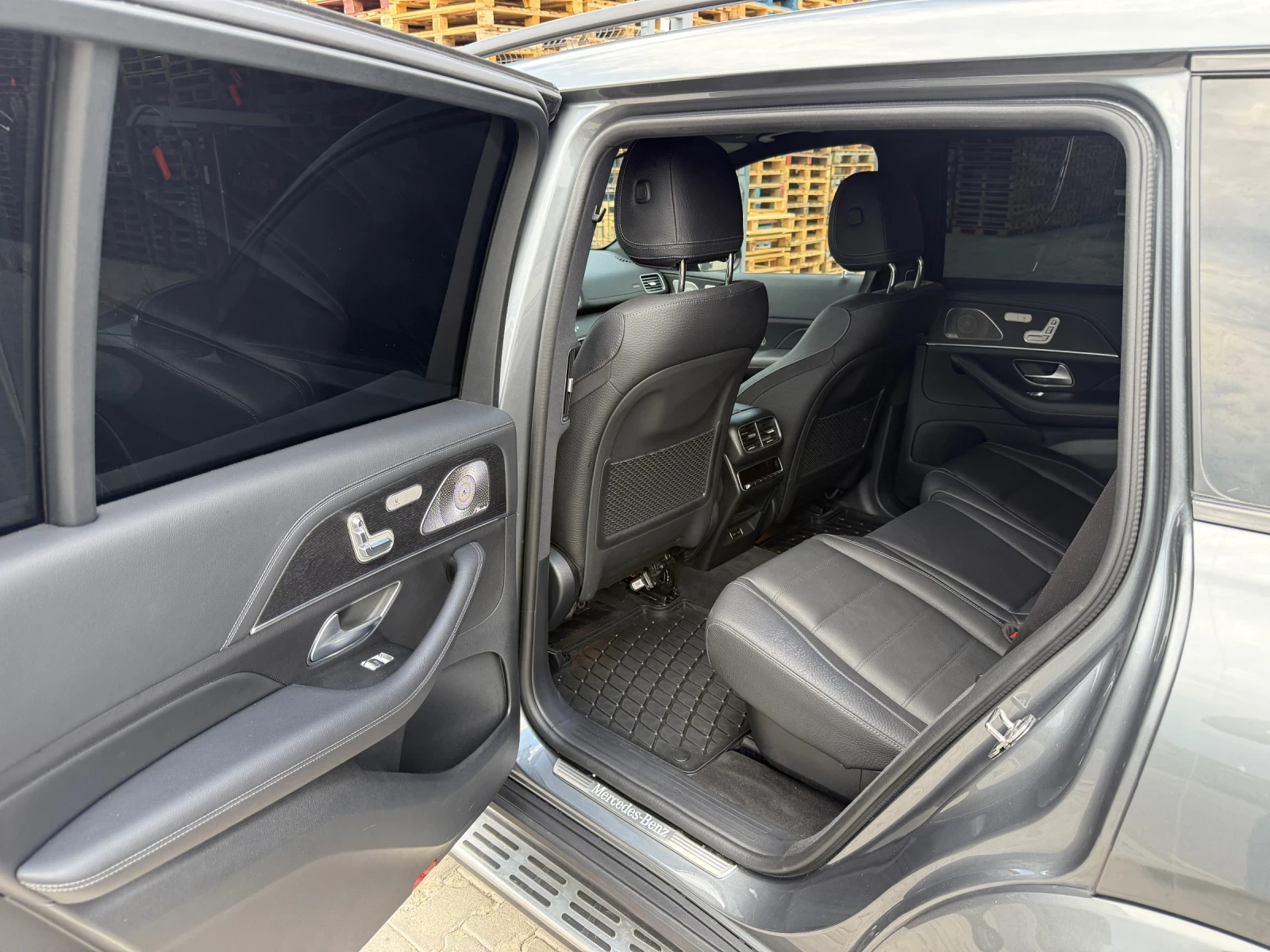 Mercedes-Benz GLS 450 EQ BOOST 4MATIC 9G-TRONIC, снимка 12 - Автомобили и джипове - 55061979