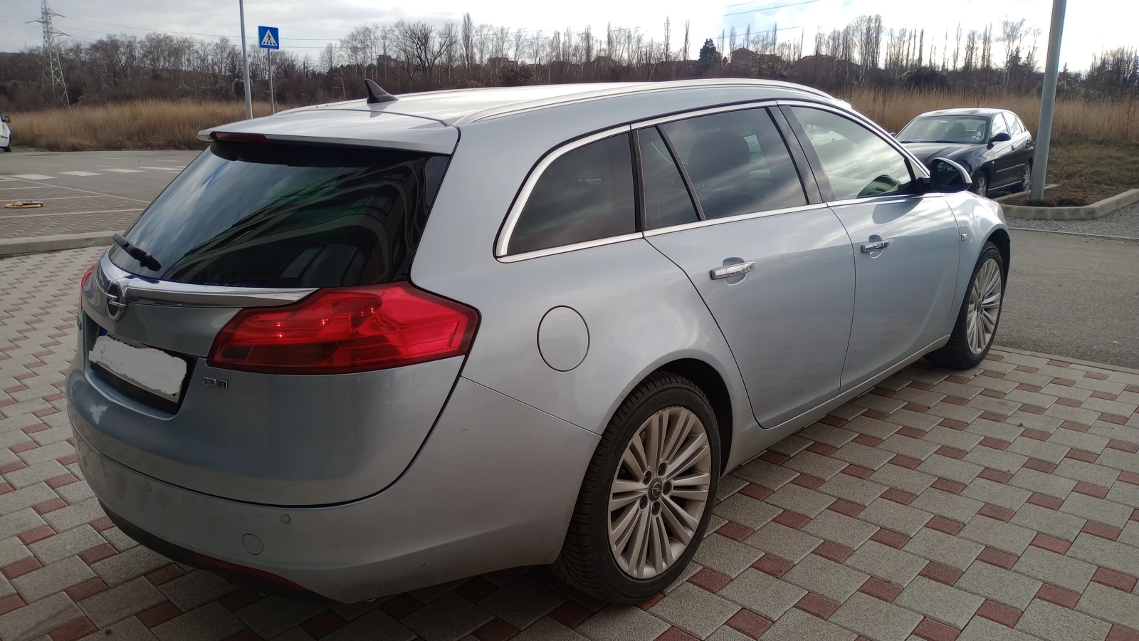 Opel Insignia 2.0 tdci, снимка 3 - Автомобили и джипове - 55105783