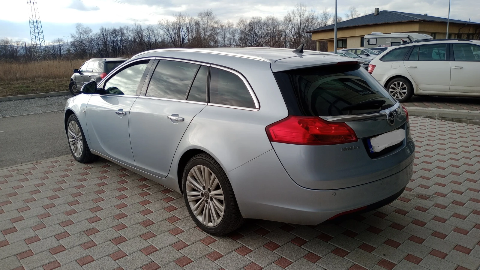 Opel Insignia 2.0 tdci, снимка 2 - Автомобили и джипове - 55105783