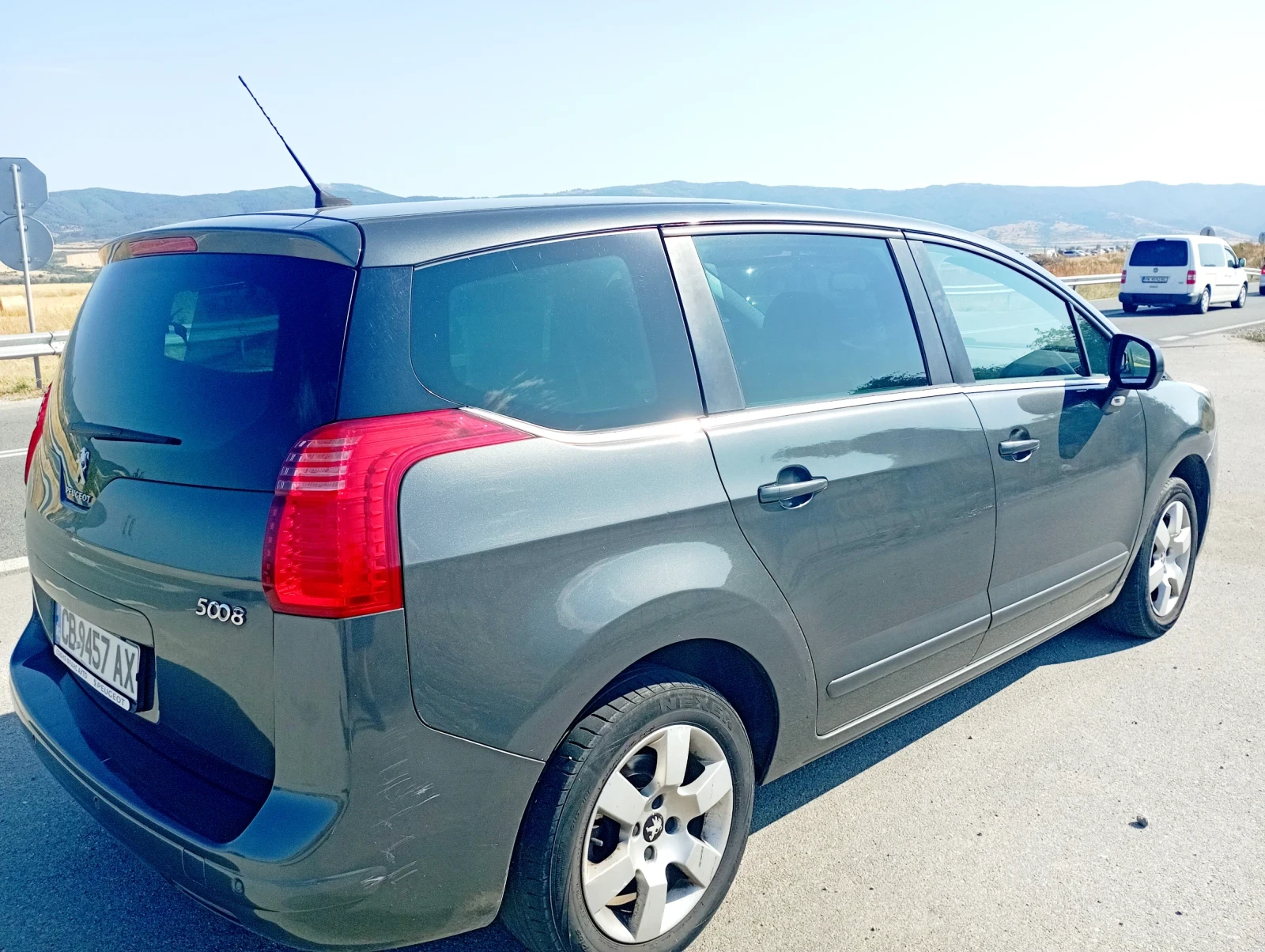 Peugeot 5008, снимка 5 - Автомобили и джипове - 55479145