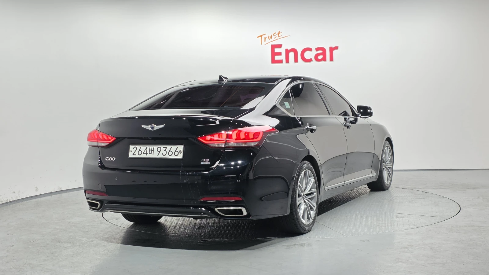 Genesis G80 3.3* HUD* BLIND SPOT* ЕЛ. БАГАЖНИК* КРАЙНА ЦЕНА, снимка 2 - Автомобили и джипове - 55594211