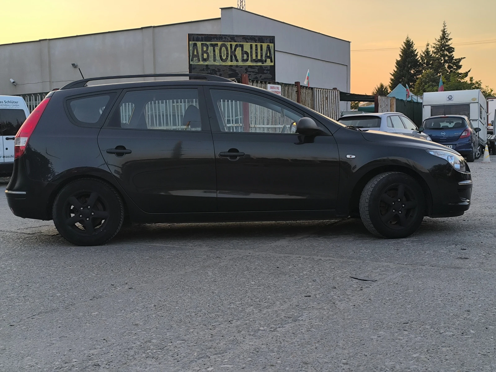 Hyundai I30 1.6I , снимка 5 - Автомобили и джипове - 55773932