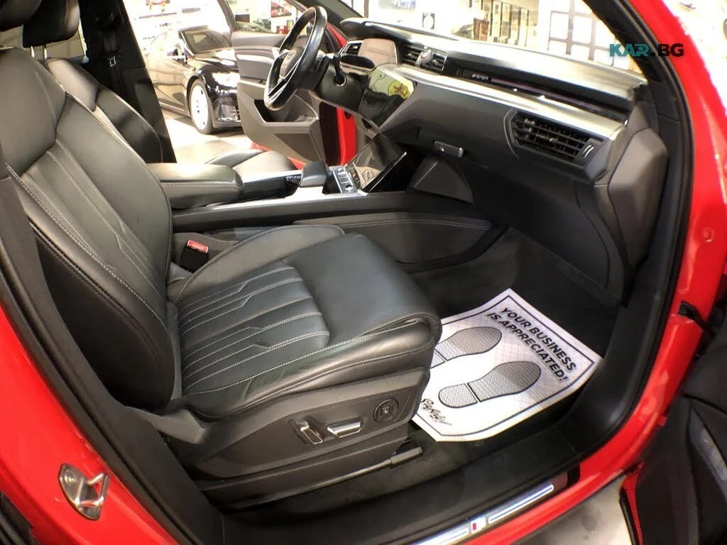 Audi E-Tron Sportback Quattro* BANG & OLUFSEN* 360 CAM* PANO* , снимка 11 - Автомобили и джипове - 55826323