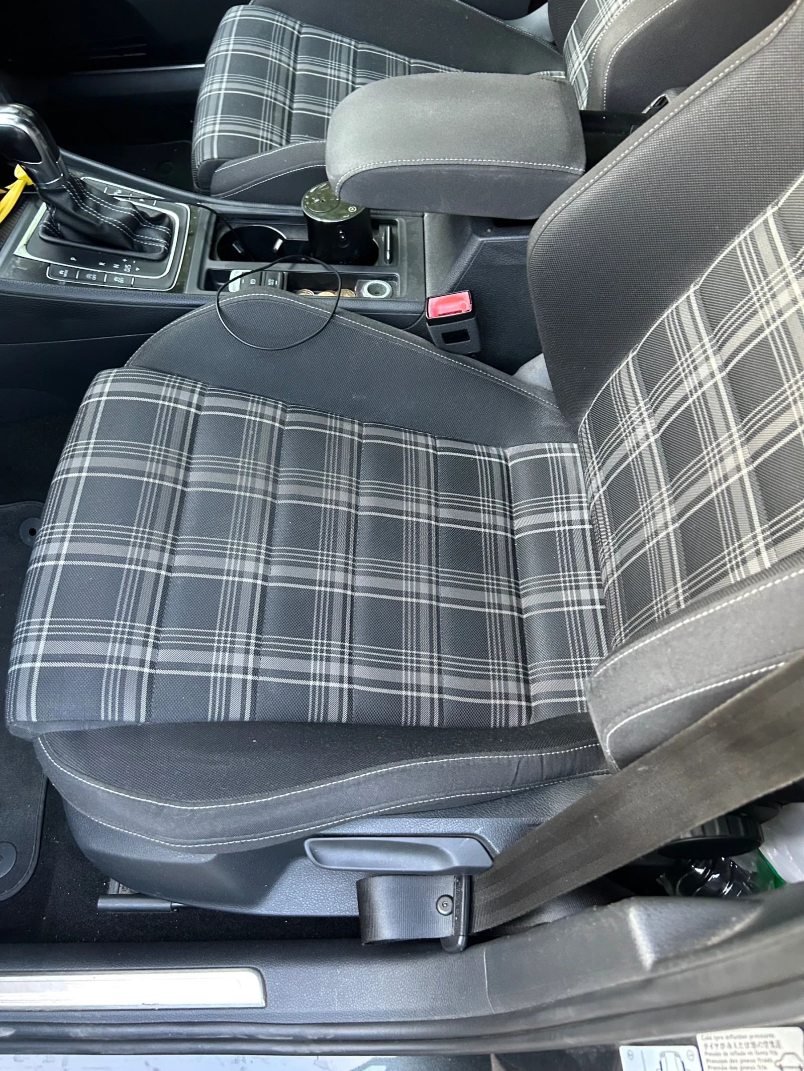 VW Golf, снимка 8 - Автомобили и джипове - 55938083