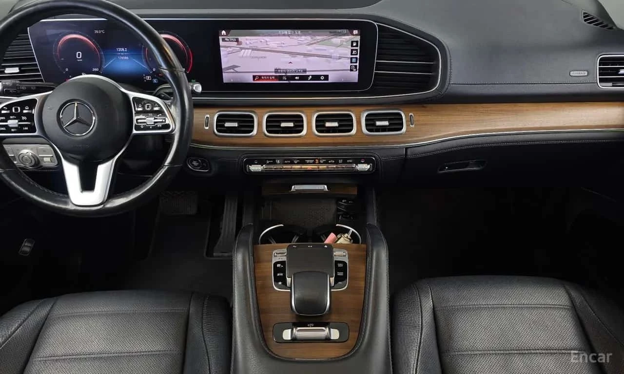 Mercedes-Benz GLE 450 4MATIC | BURMESTER | 360 | ВЪЗДУШНО | ОБДУХВАНЕ, снимка 13 - Автомобили и джипове - 56223909