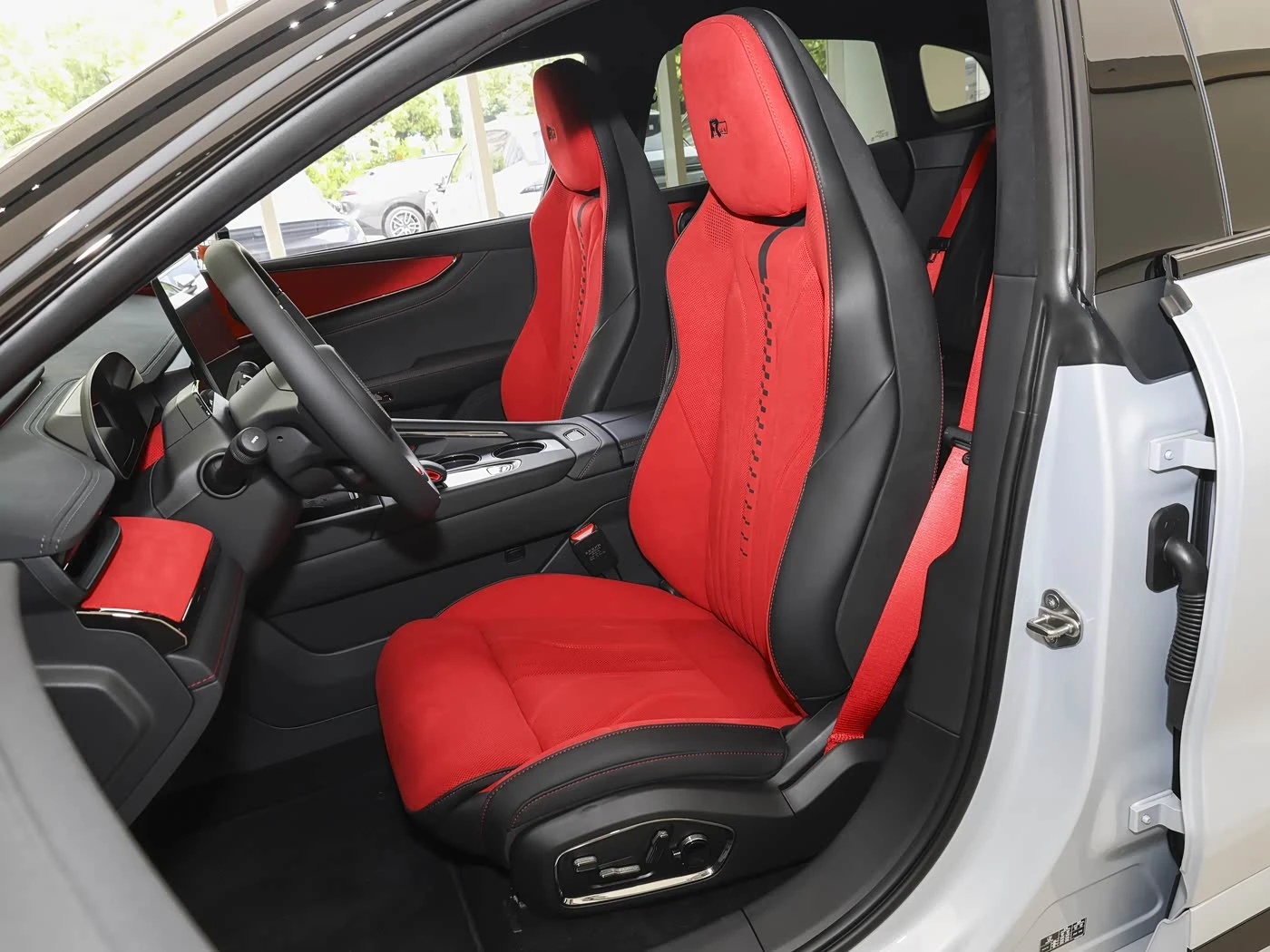 Zeekr 001 | Mobile.bg � ����������� 10