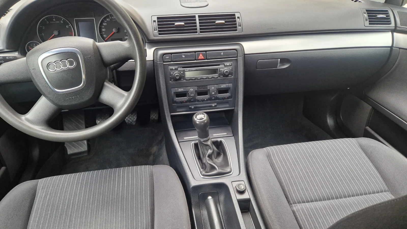 Audi A4 1.6- 102k.c, снимка 3 - Автомобили и джипове - 56448992