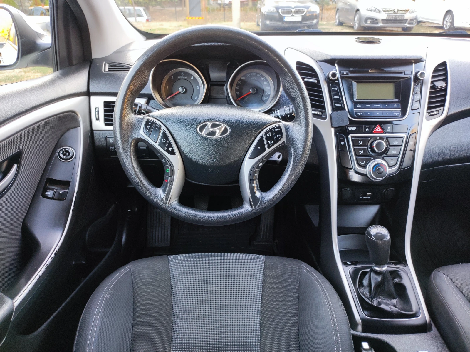 Hyundai I30 1.6CRDi 110�� 2016� ����6 | Mobile.bg � ����������� 11
