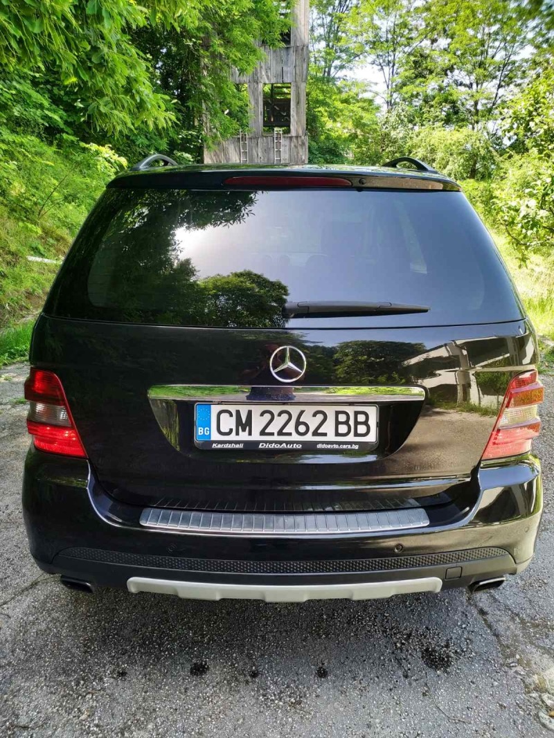 Mercedes-Benz ML 320, снимка 2 - Автомобили и джипове - 46098747