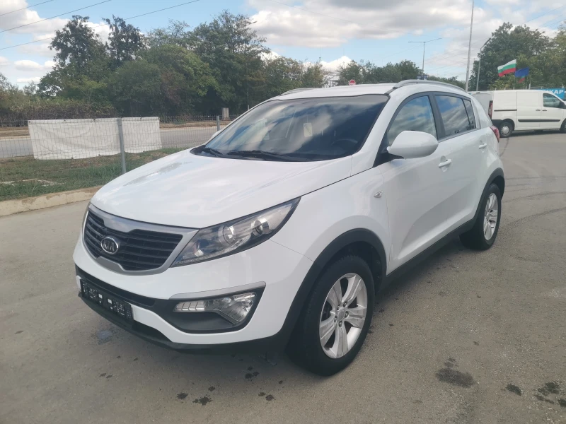 Kia Sportage 1.6, снимка 1 - Автомобили и джипове - 47411356