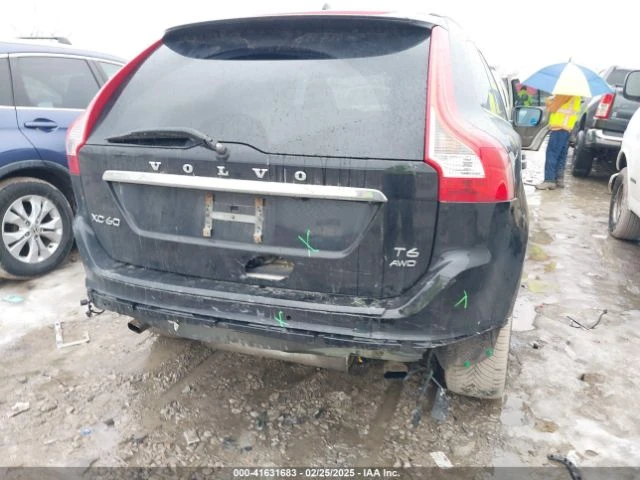 Volvo XC60 T6 AWD Dynamic - изображение 9